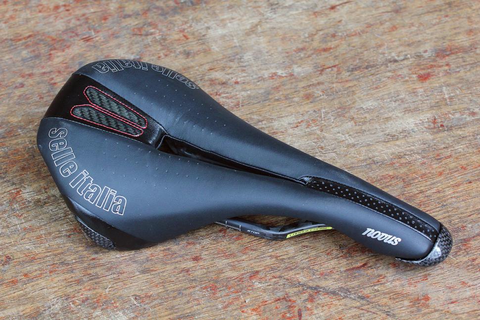 selle italia carbon saddle